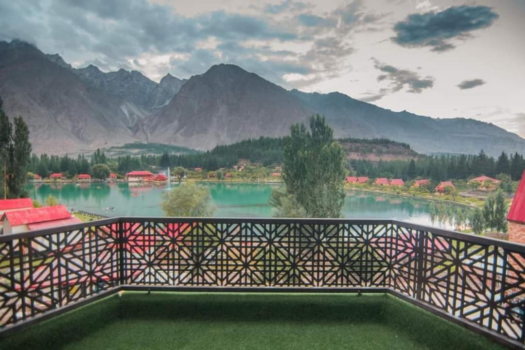 Tibet Hotel สการ์ดู ภายนอก รูปภาพ