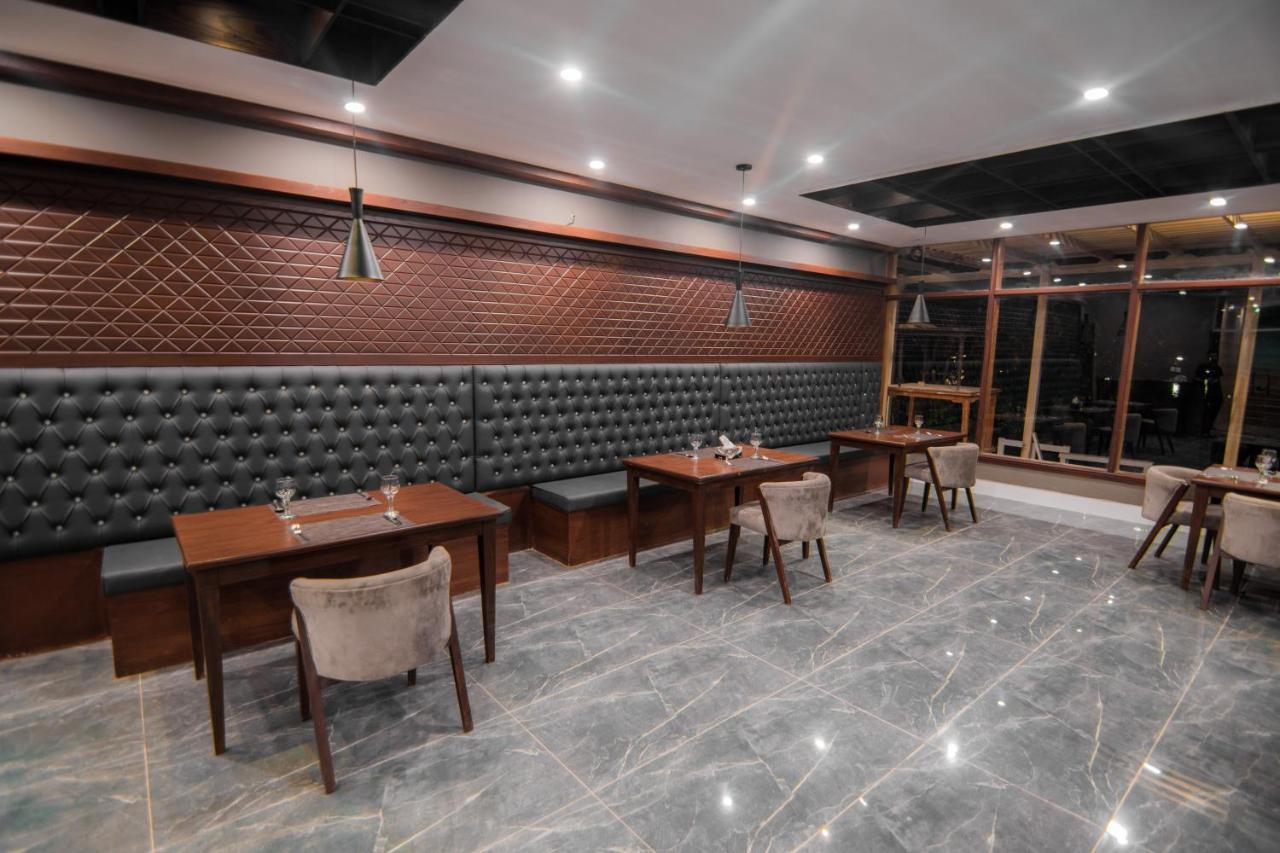 Tibet Hotel สการ์ดู ภายนอก รูปภาพ