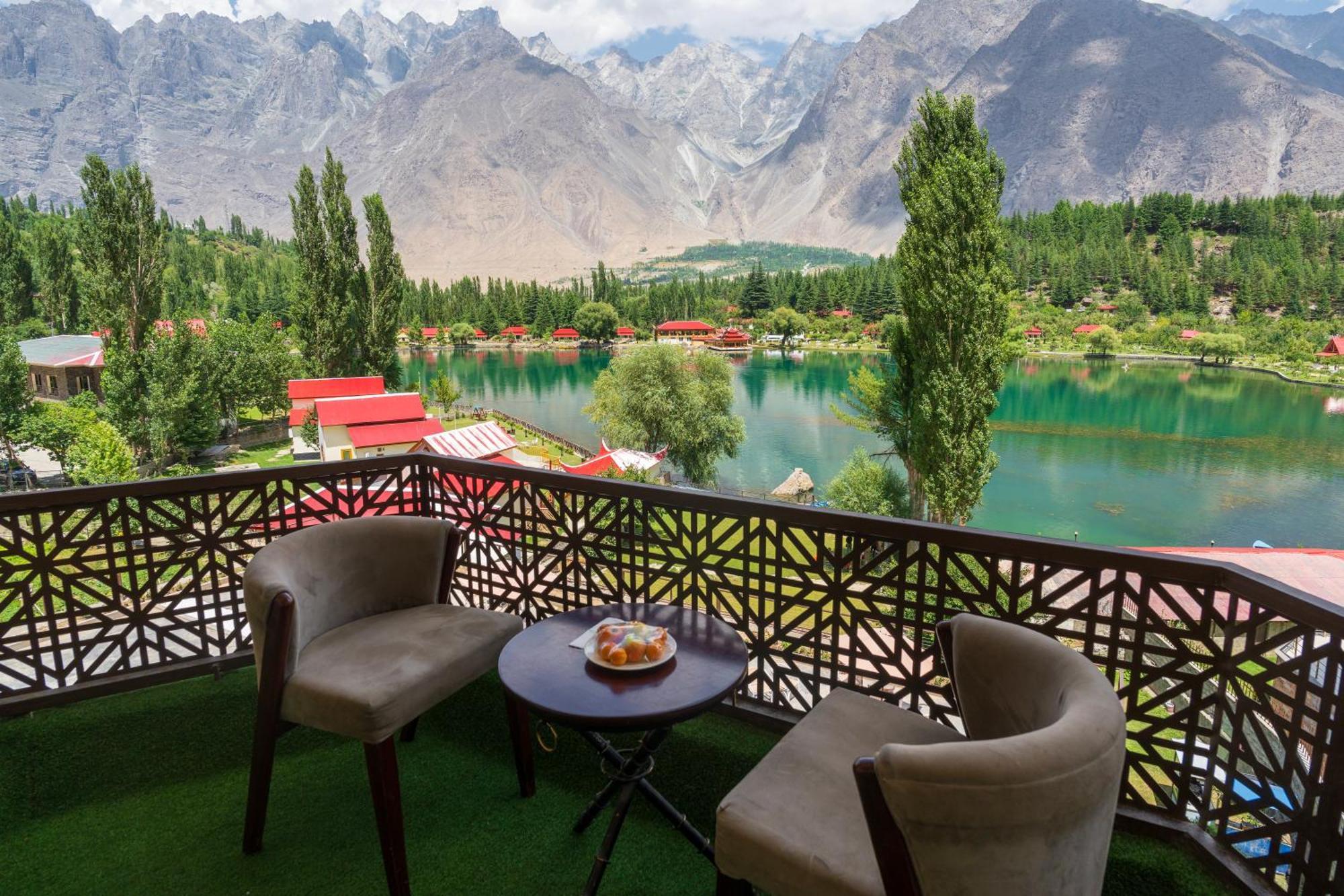 Tibet Hotel สการ์ดู ภายนอก รูปภาพ