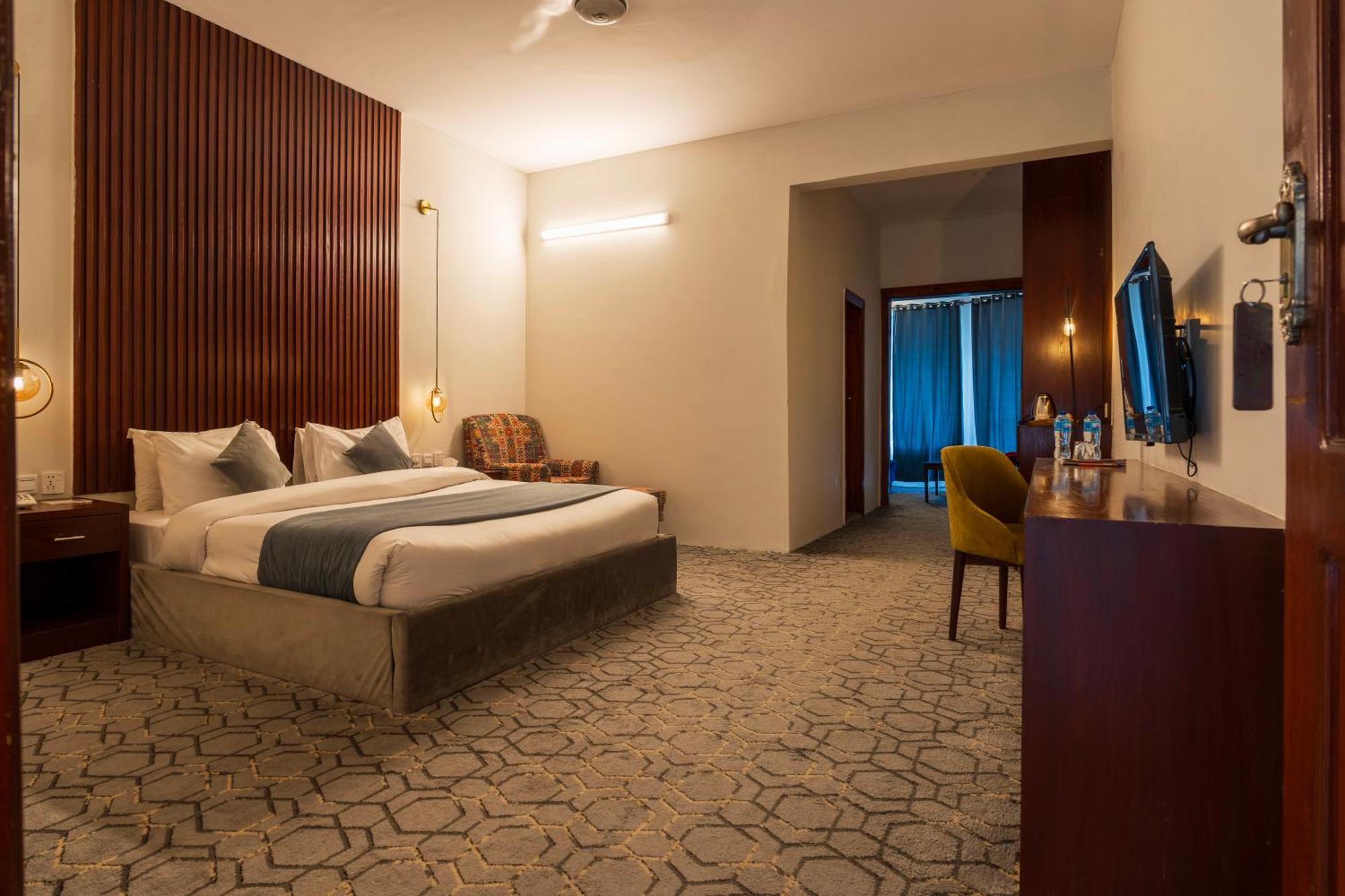 Tibet Hotel สการ์ดู ภายนอก รูปภาพ